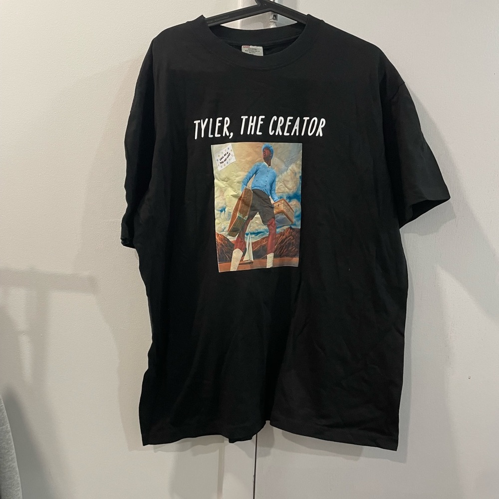 Tyler the creator black shirt. Size XL